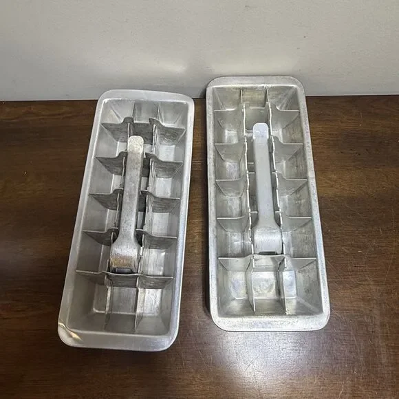 Vintage Kitchen Aluminum Metal Ice Cube Trays, Set of 2 - Picture 3 of 7